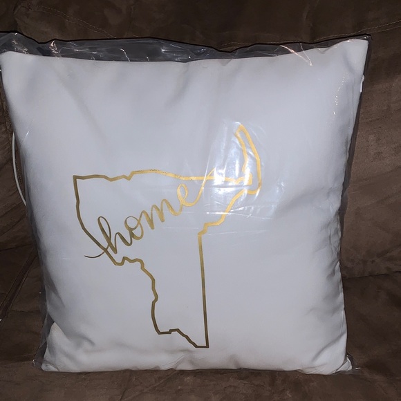 Home Accent Pillow with Gold Design - Picture 4 of 6